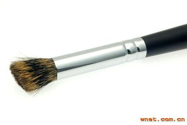深圳市宏伟毛刷制品厂 专业制造，品质刷制品的不二之选